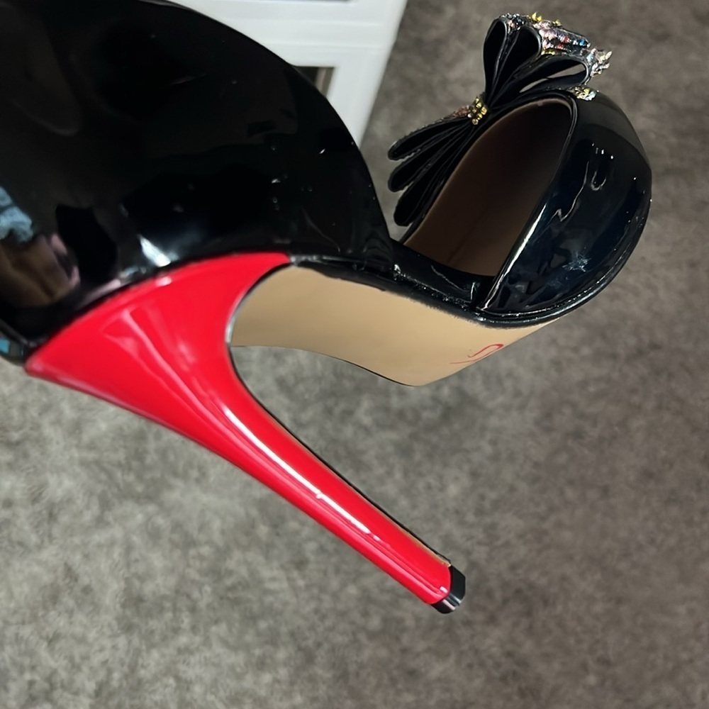 Betsey Johnson Black Patent with Red Heel and Rhinestone Bow - Picture 8 of 9